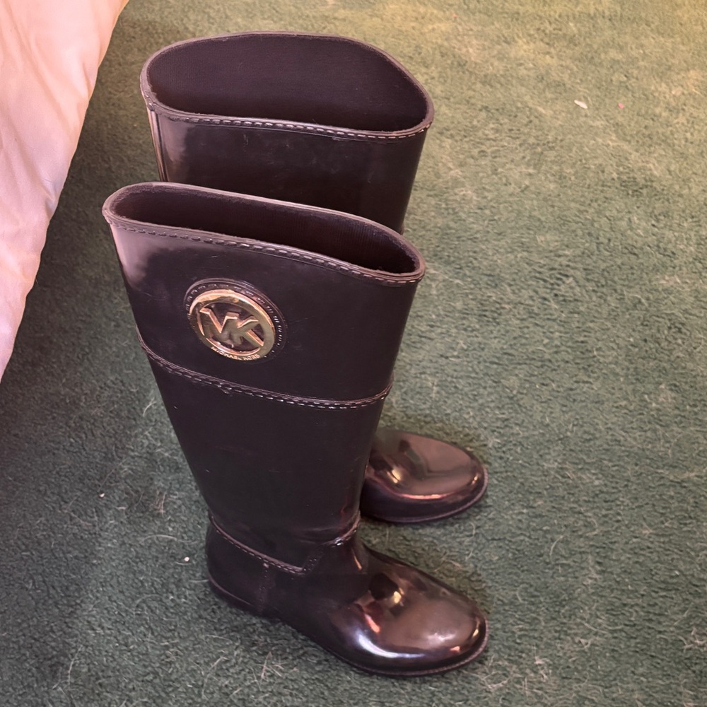 Michael Kors Glossy Black Rain Boots- Size 6 - Picture 2 of 10